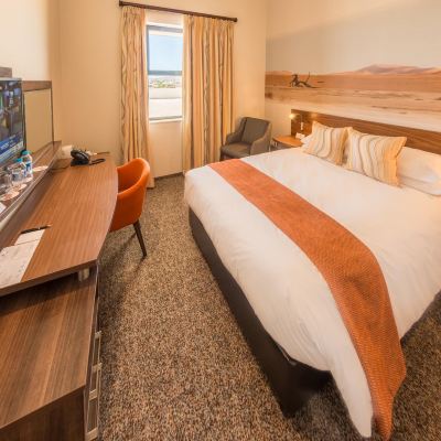 Twin Room-Non-Smoking Town Lodge Windhoek Promo Code