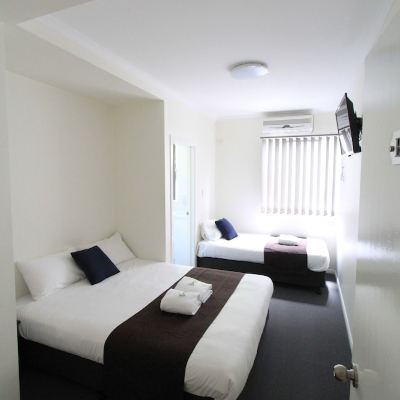 家庭房（帶浴室） 崖屋汽車旅館優惠