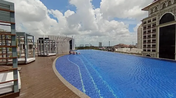 Nice Stay in Heart of Kota Bharu@Troika,Free Wifi. 部屋