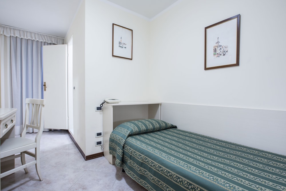 经济单人房（带私人外部浴室）