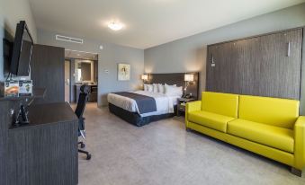 Hotel & Suites le Dauphin Drummondville