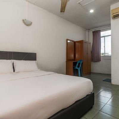 Bilik Double Standard Kupon SPOT ON 89706 To-day Hotel