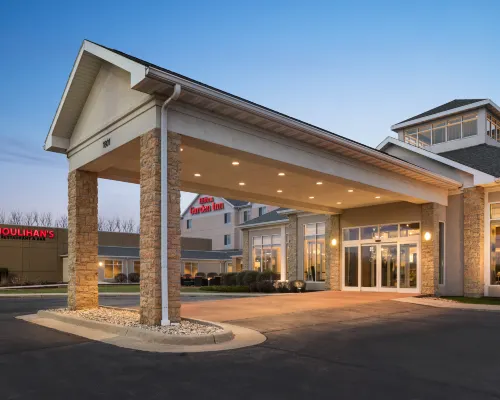 Hilton Garden Inn Dubuque Downtown Hotels in Dubuque