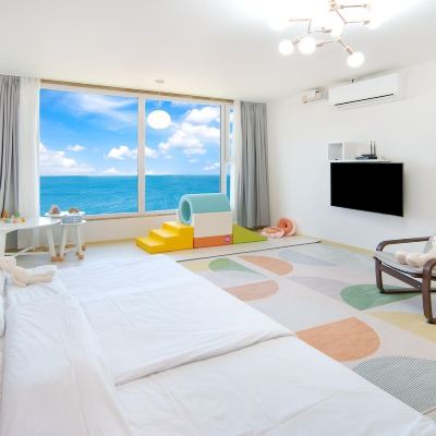 Basic Room, 1 Bedroom (Sky 1 (3 Cheung/Oceanview) -Kids Room) 제주 키즈가족 바닷가하우스 쿠폰