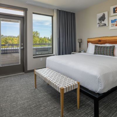 Superior King Room With 1 King Bed, Balcony, River View-Deluxe King With River View Balcony The Independence Promo Code