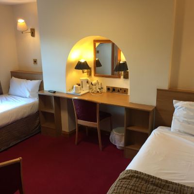 Twin Room Crescent Hotel Promo Code