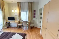 Royal Mediterran Hotel di 