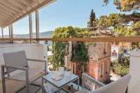Ino Hotel & Suites