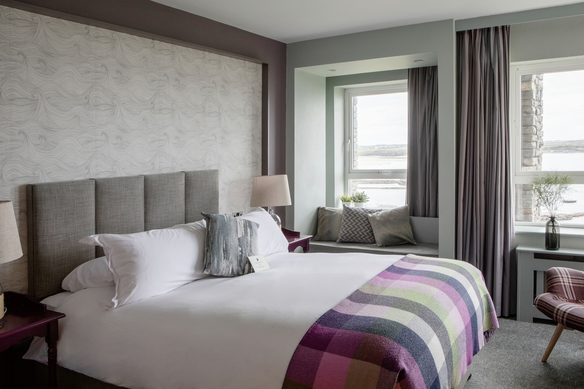 海景经典特大床房