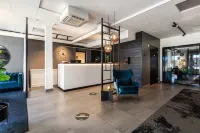 Sky Hotel City Apartments