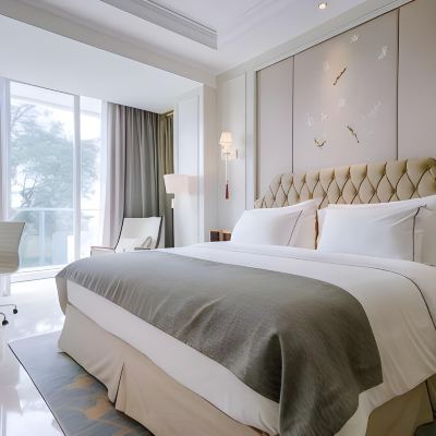 Deluxe King Room Art Deco Luxury Hotel & Residence Promo Code