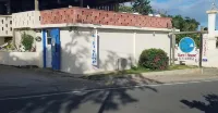 Trade Winds Restaurant & Guesthouse