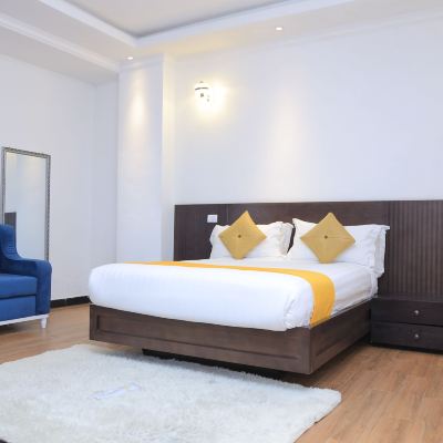 Double Room with Balcony and City View yellow apple hotel Promo Code