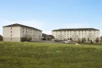 Bakken Airport Xwa Hotel & Studios