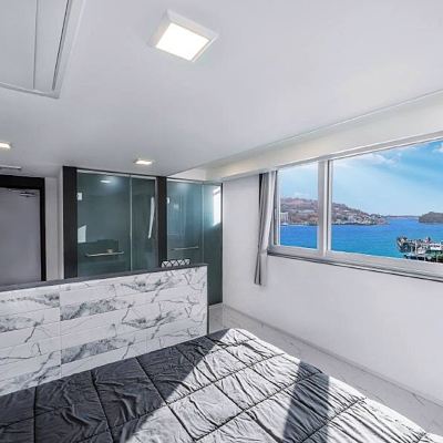 Couple Room (Ocean View, Randomly Assigned) Yeosu Naega Meomun Pension and Hostel 쿠폰