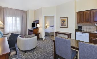 Staybridge Suites Lansing-Okemos