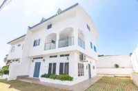 Glencoe Townhome with Loft Jacuzzi and Pool Отели в г. 