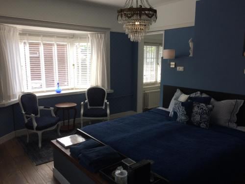 Florentino Deluxe King Room