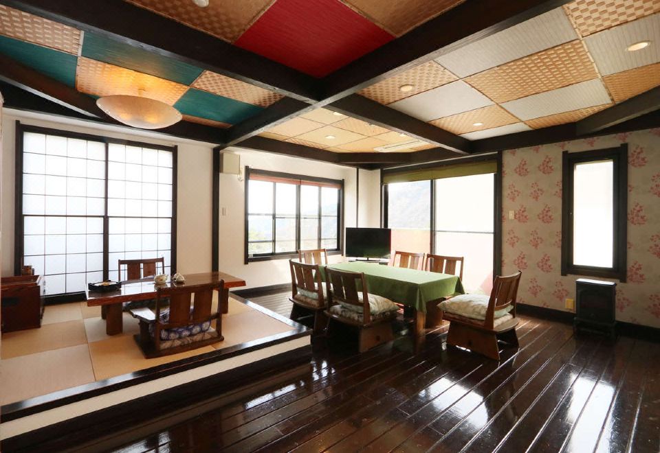 和洋式房间，带浴室，海景