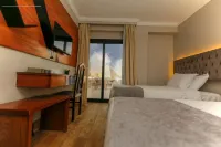 Khan DuiDar Inn - Pyramids View Rooftop Hotels in Nazlet El-Semman