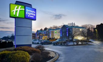 Holiday Inn Express & Suites Allentown Cen - Dorneyville