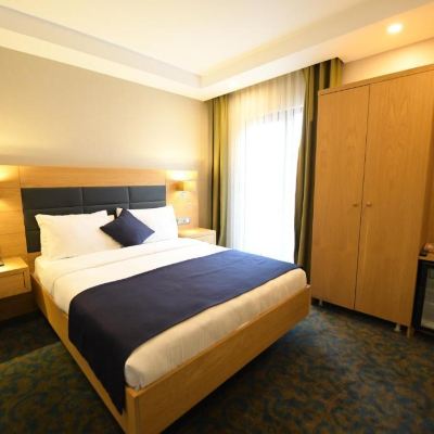 Deluxe Double Room With City View