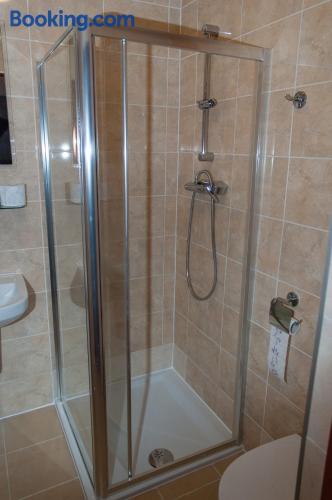 带阳台的三人房