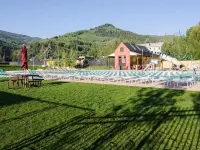 Pet-friendly 5 bed/4 bath home, just minutes to Beaver Creek, Avon, and Vail Hotele w: Eagle-Vail