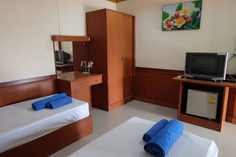 Standard Twin Room Normal Zone