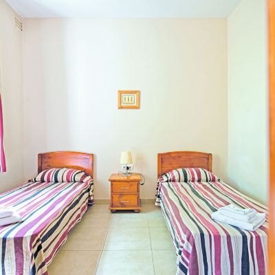Twin Room In A Shared Comfort Apartment Sprachcaffe International Promo Code