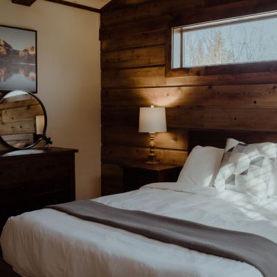 One-Bedroom Queen Loft Lodge Suite Teton Valley Resort Promo Code