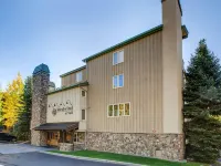 Westwind 108 2Bd 2BA Platinum Condo in Lionshead Village Hotels in Vail