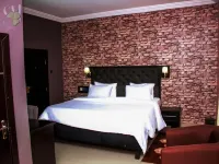 Shamrock Manor the Residence Benin City Отели в г. 