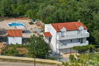 Modern Private Villa Bonaventura with Pool & Jacuzzi & BBQ for Families & Groups Near Split