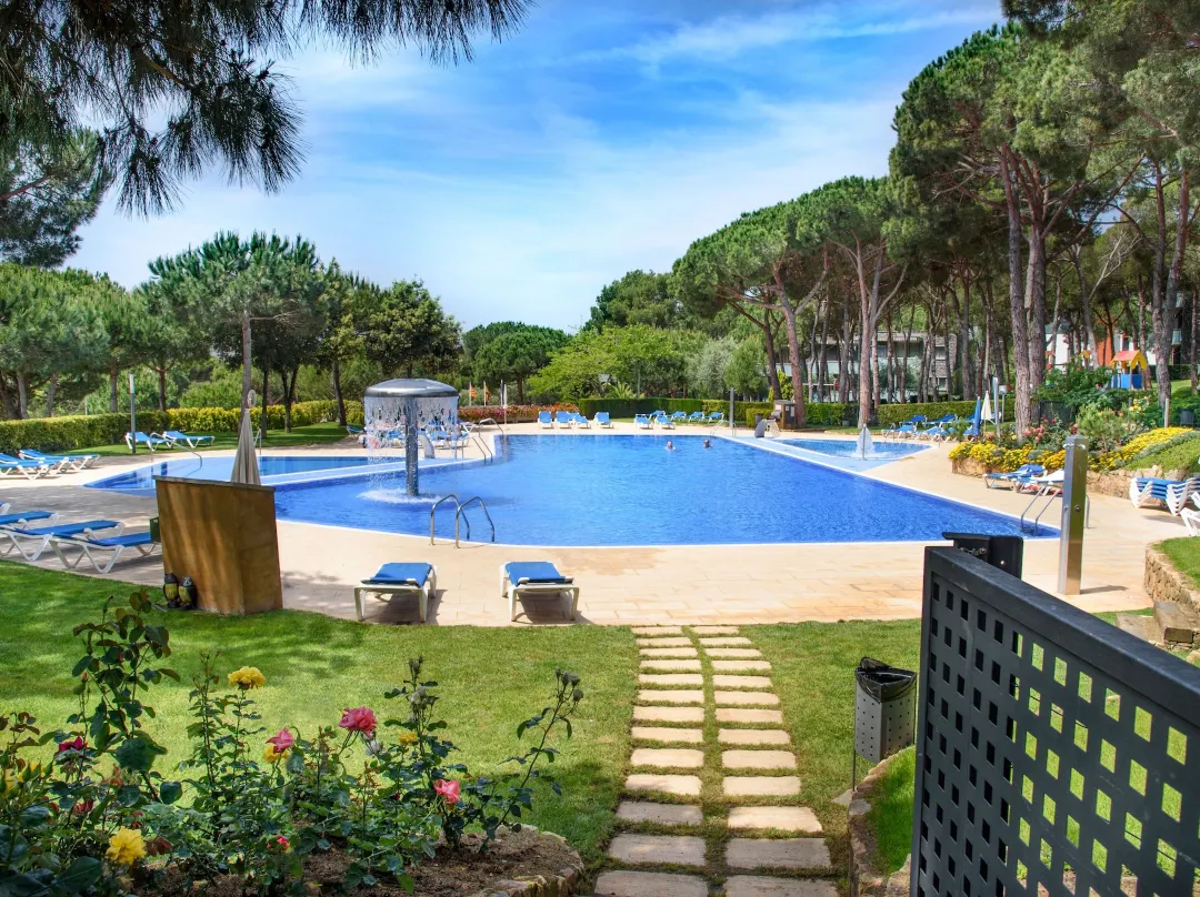 Aparthotel Ciutat De Palol - 