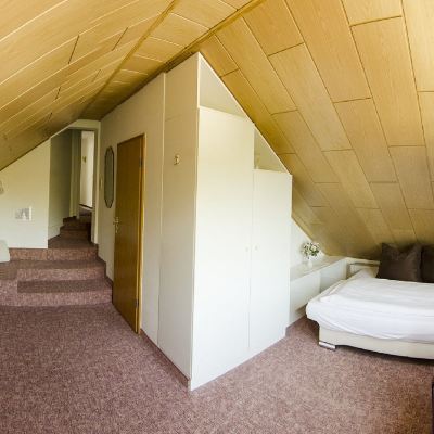 Standard Double Room, 1 Bedroom, Non Smoking Hotel & Restaurant Park Cafe Isa Promo Code