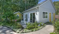 Lithia Springs Resort Hotels in 