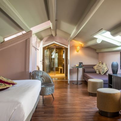 Deluxe Room (12 Steps To Climbe To The Room) Hotel Campiello Promo Code