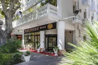 Hotel President