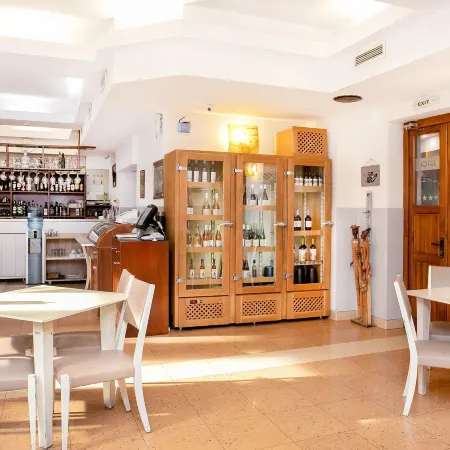 Hotel Niky