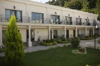 Northdoor Hotel Hotele w: 