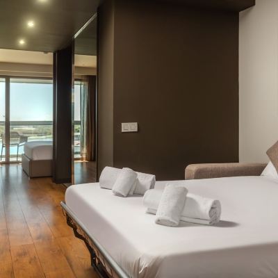 Family Quadruple Room Hotel SB BCN Events 4* Sup Promo Code