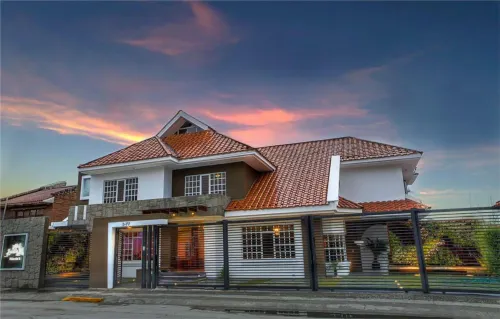 Villa Emilia Hostal