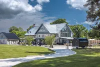 Gumbalde Resort Hotels in 