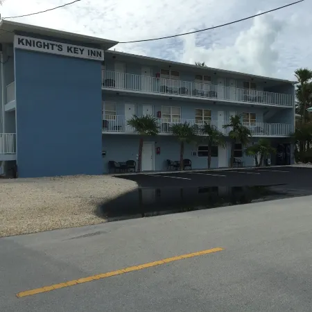 Knight's Key Suites