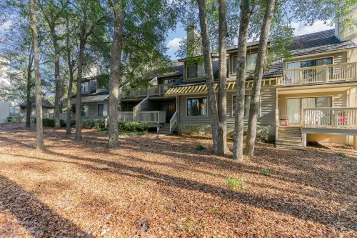 Completely Remodeled and Open 18C Richmond Park Villa