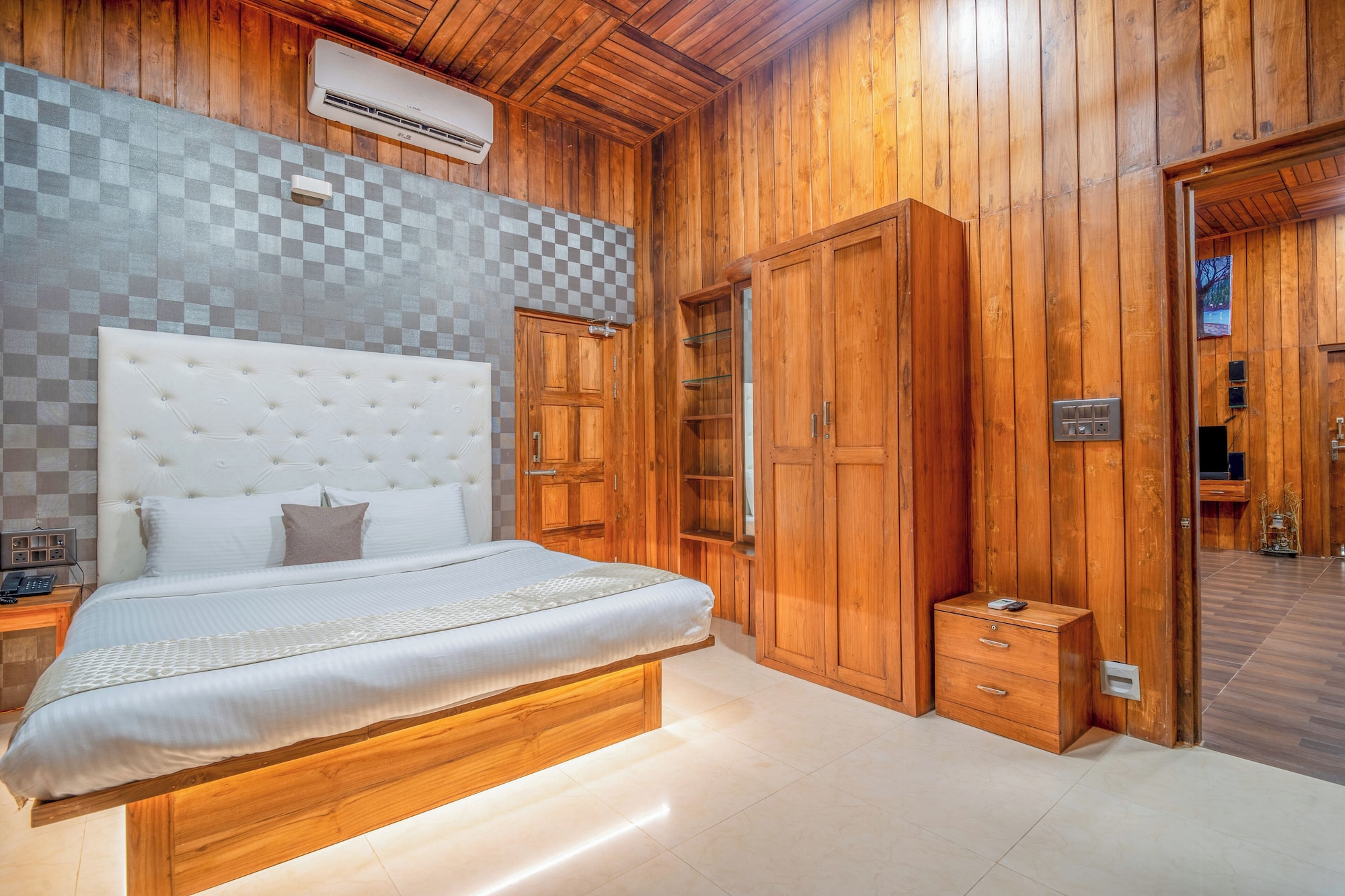 高級兩臥室洋房