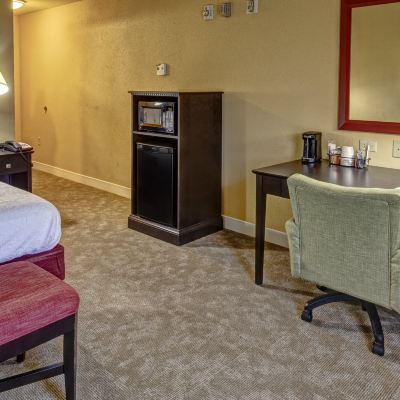 King Room-Hearing Accessible-Non-Smoking Hampton Inn Jacksonville Promo Code