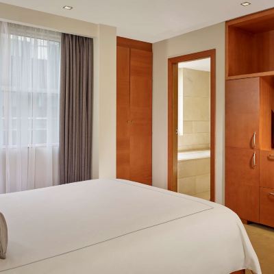 One-Bedroom Apartment Park Plaza Victoria London Promo Code
