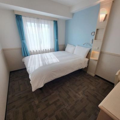 Economy Double Room with Road View
